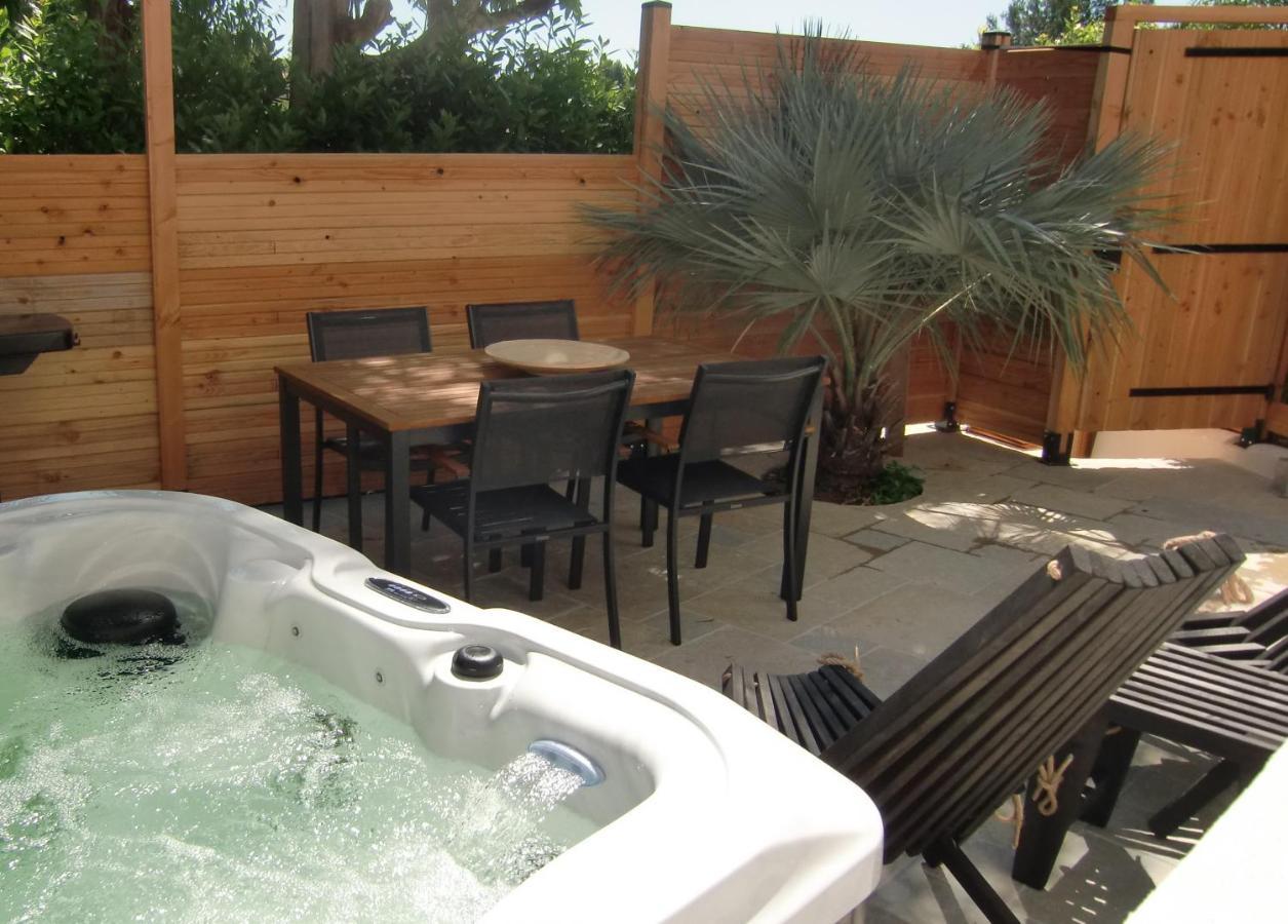 Casa Louise Suites And Spas Privatifs Sainte-Maxime Eksteriør bilde