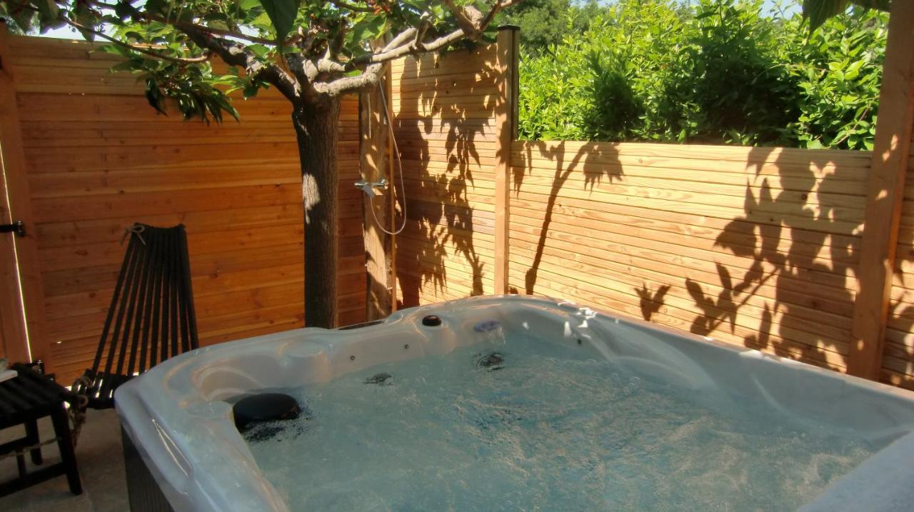 Casa Louise Suites And Spas Privatifs Sainte-Maxime Eksteriør bilde